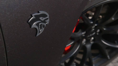 2015 Dodge Charger SRT Hellcat engine sound